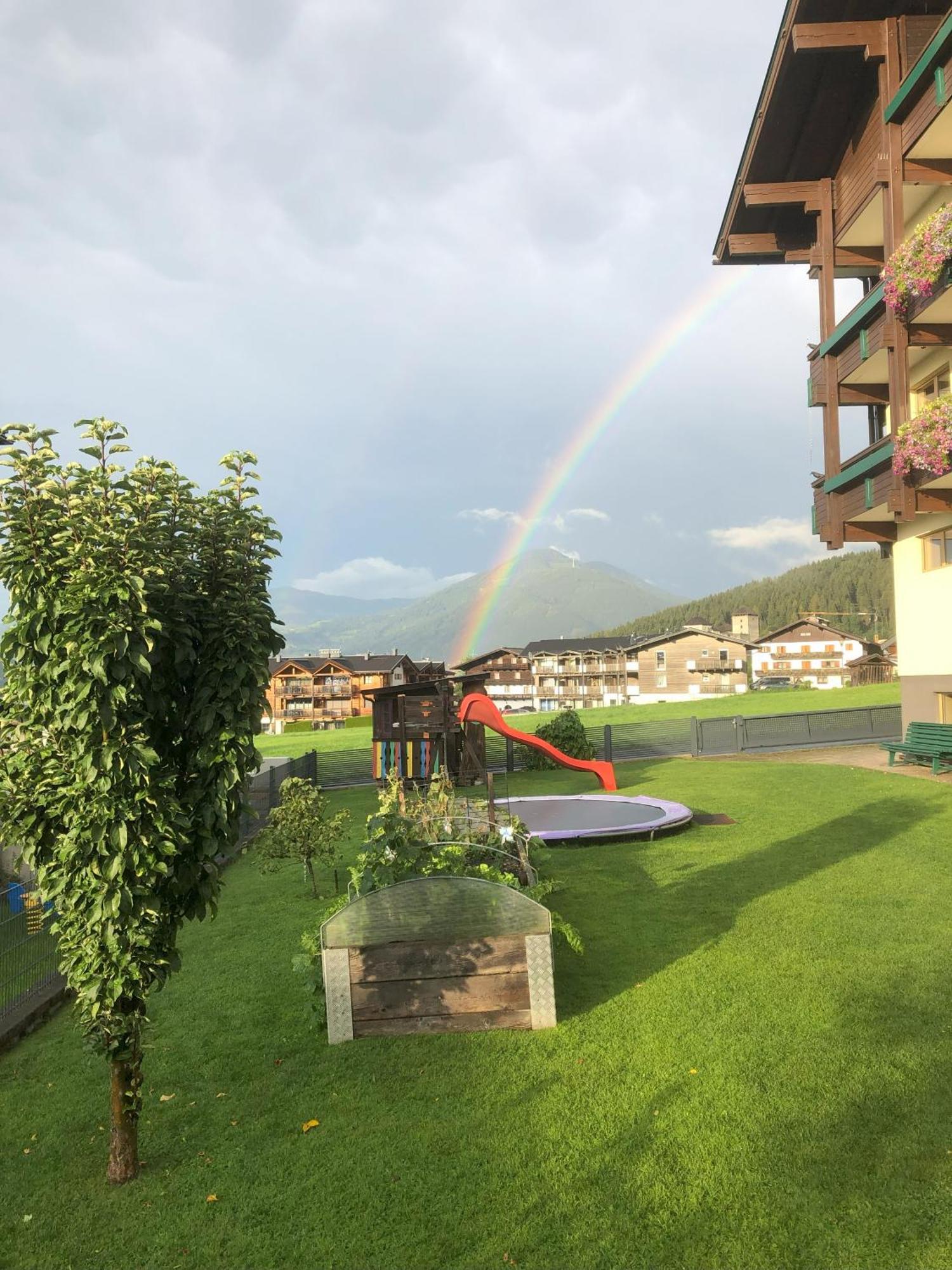 Haus Voglreiter - Inkl Sommerkarte, Zentrale Und Ruhige Lage, Garten Mit Spielplatz Kaprun Luaran gambar