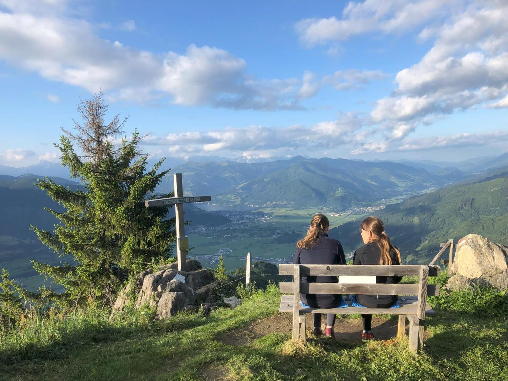 Haus Voglreiter - Inkl Sommerkarte, Zentrale Und Ruhige Lage, Garten Mit Spielplatz Kaprun Luaran gambar